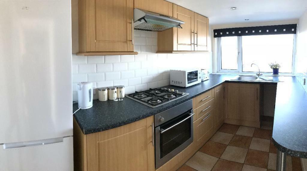 South Beach Apartment Ardrossan Esterno foto